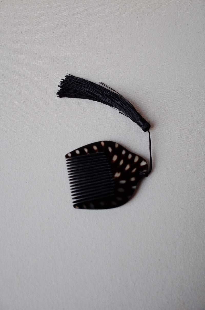 Tassel Comb 001